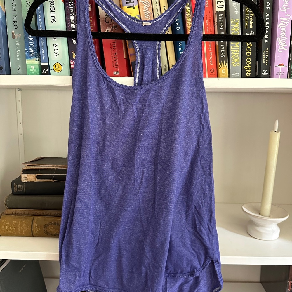 Lululemon tank top